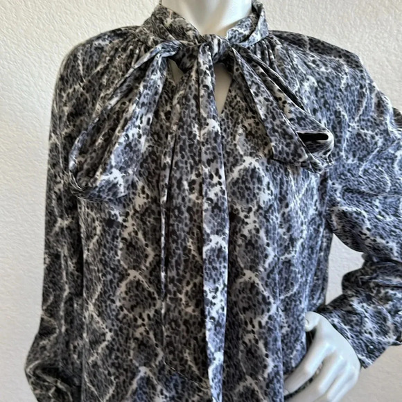 Adriana Papell Gray & white Tie-Front Lined Longsleeve Sheath Dress - Picture 10 of 10